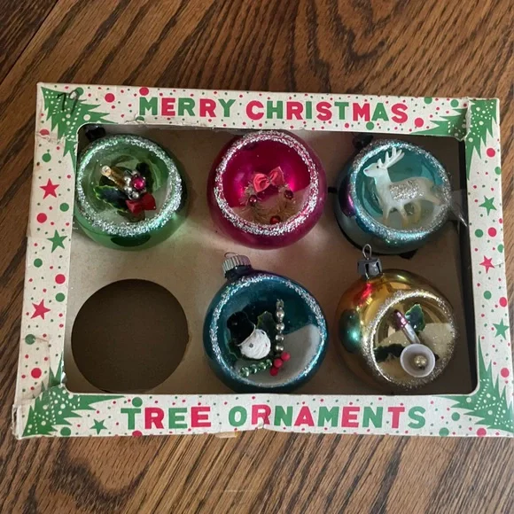 Vintage Kitschy Christmas Boxed Diorama Indent Ornament Collection❤️🎄 - Picture 16 of 16